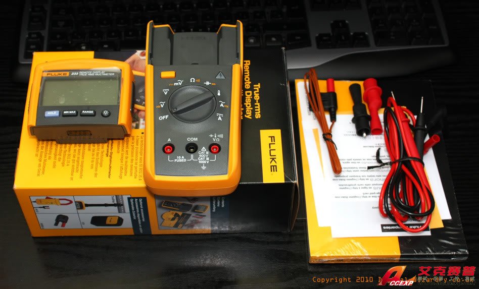 Fluke 233 數(shù)字萬用表(真有效值、遠程控制、顯示分離)圖片